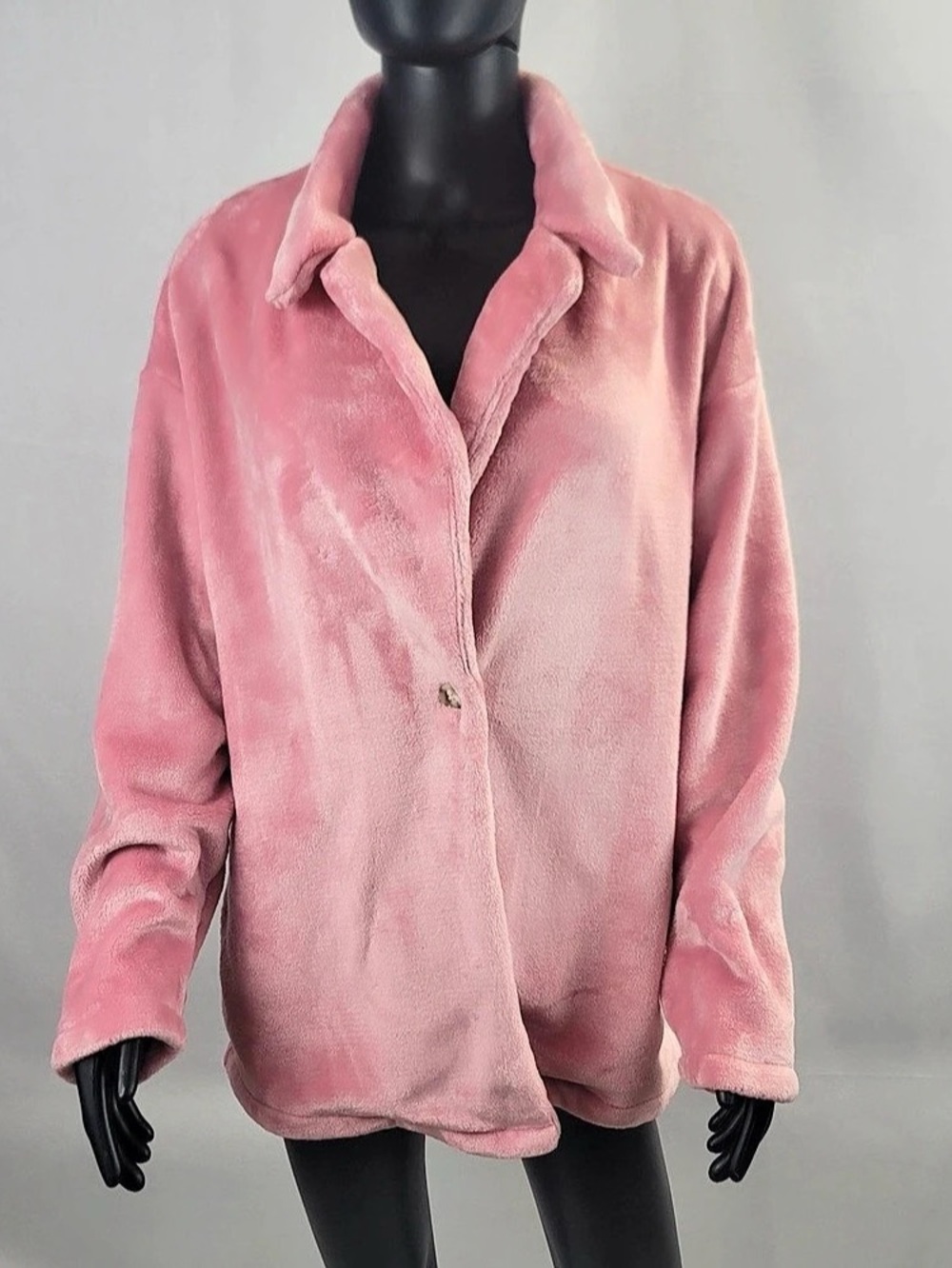 SHEIN Plush Button Jacket in Pink Size Large Like New